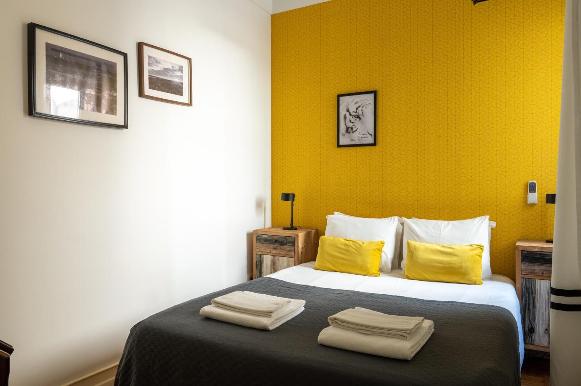 Dumont Lisbon Guesthouse Room photo